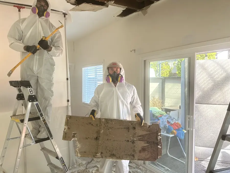 Water damage crew responding to a flooded room in Hawaiian Gardens