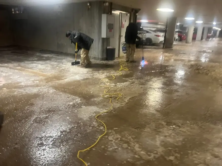 Crew extracting water from a commercial floor in the Gateway Cities