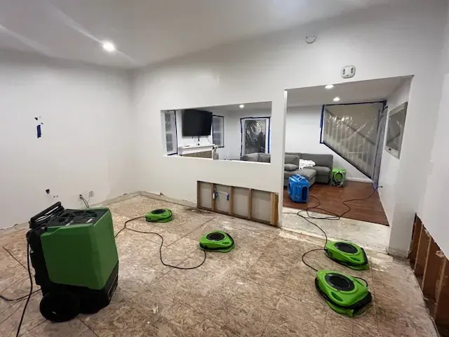 Structural Drying & Dehumidification in Hawaiian Gardens, CA